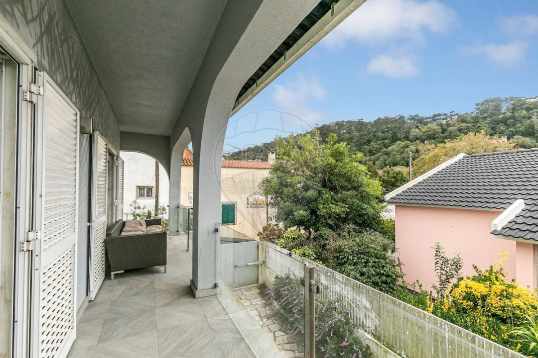 Moradia T5 para Venda em Santa Maria e São Miguel, São Martinho, São Pedro Penaferrim Foto 24