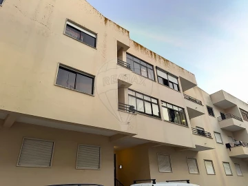 Apartamento T2 para Venda em Marvila, Ribeira Santarém, São Salvador, São Nicolau