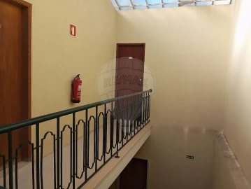 Apartamento T2 para Venda em Marvila, Ribeira Santarém, São Salvador, São Nicolau