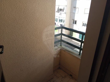 Apartamento T2 para Venda em Marvila, Ribeira Santarém, São Salvador, São Nicolau