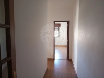Apartamento T2 para Venda em Marvila, Ribeira Santarém, São Salvador, São Nicolau
