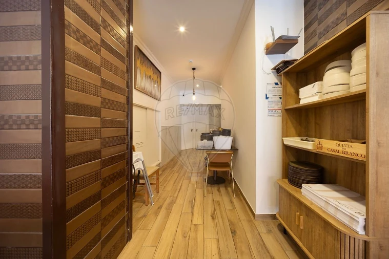 Negócio para Venda em Marvila, Ribeira Santarém, São Salvador, São Nicolau Foto 4