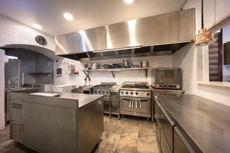 Negócio para Venda em Marvila, Ribeira Santarém, São Salvador, São Nicolau Foto 9