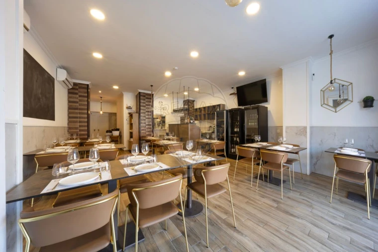 Negócio para Venda em Marvila, Ribeira Santarém, São Salvador, São Nicolau Foto 2