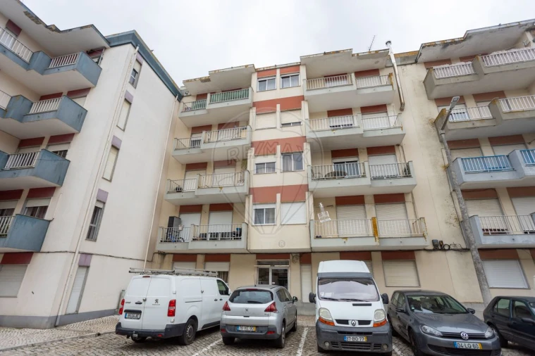 Apartamento T3 para Venda em Samora Correia Foto 30