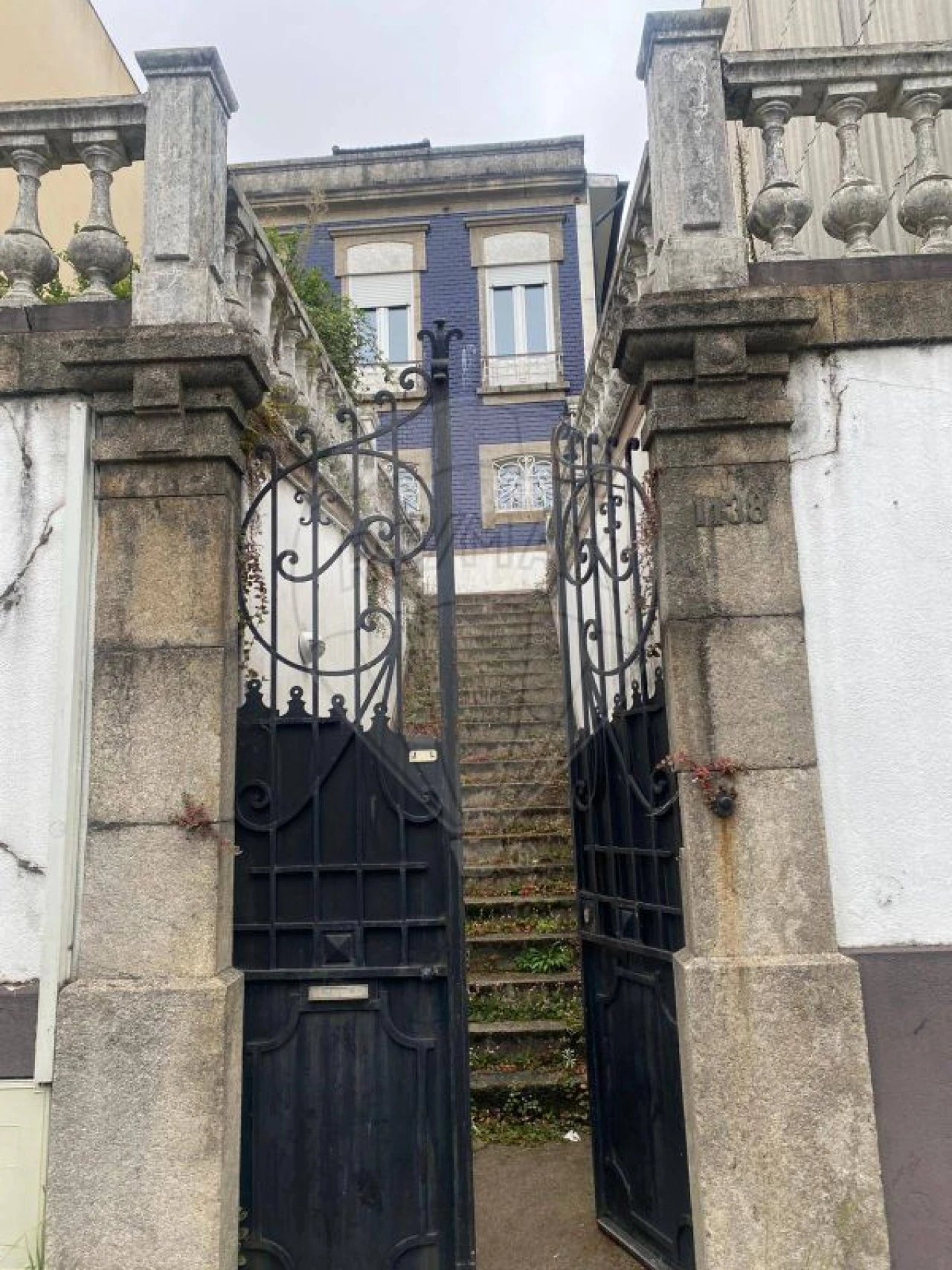 Moradia T4 para Venda em Campanhã Foto 3