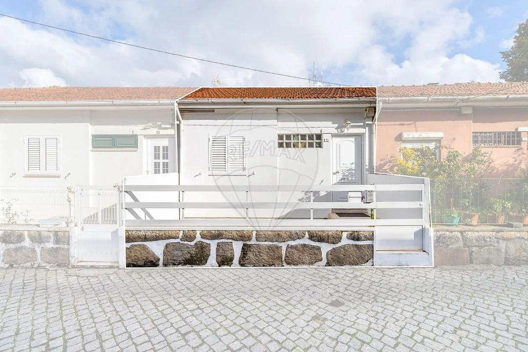 Moradia T2 para Venda em Mafamude e Vilar do Paraíso Foto 1