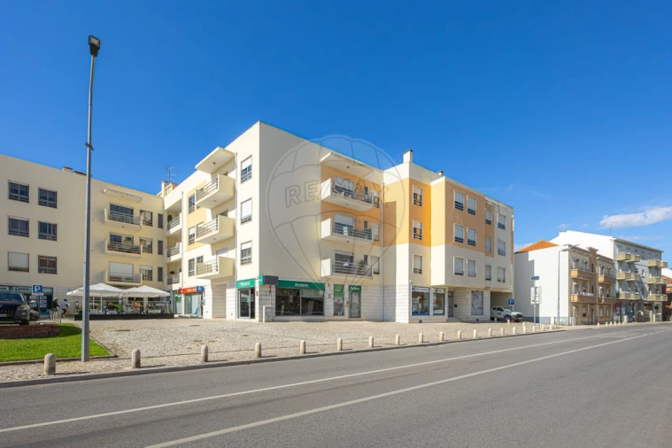 Apartamento T4 para Venda em Santa Maria, São Pedro e Matacães Foto 1