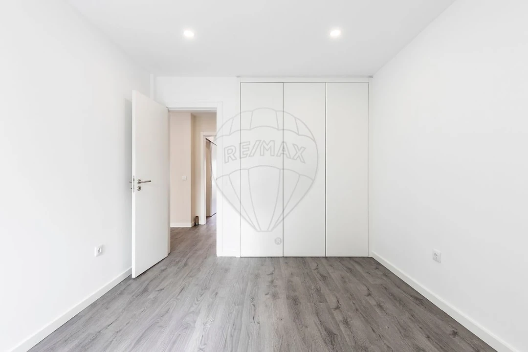 Apartamento T3 para Venda em Lourinhã e Atalaia Foto 23