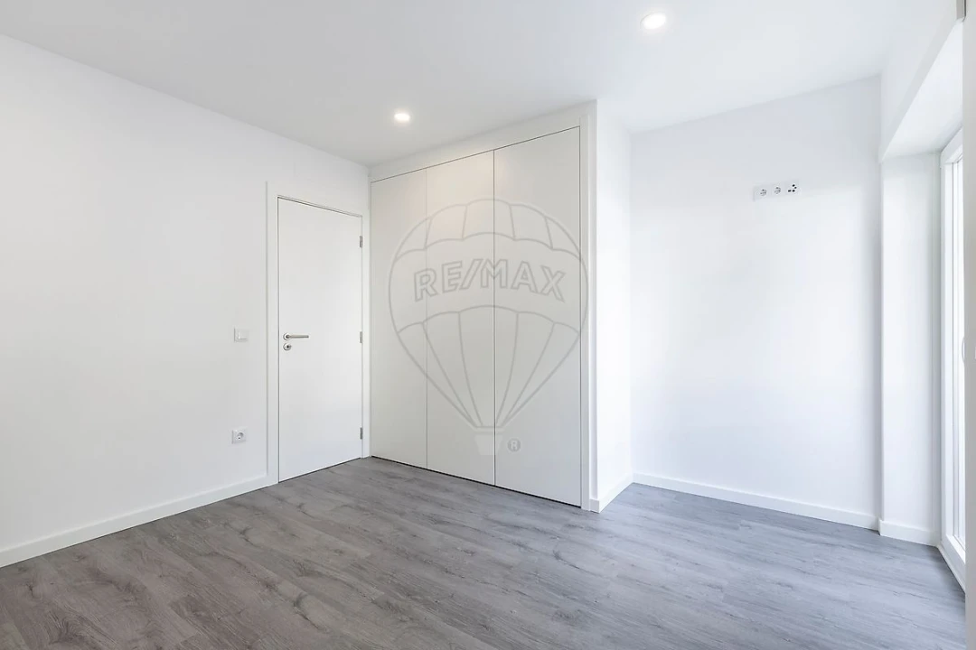 Apartamento T3 para Venda em Lourinhã e Atalaia Foto 16