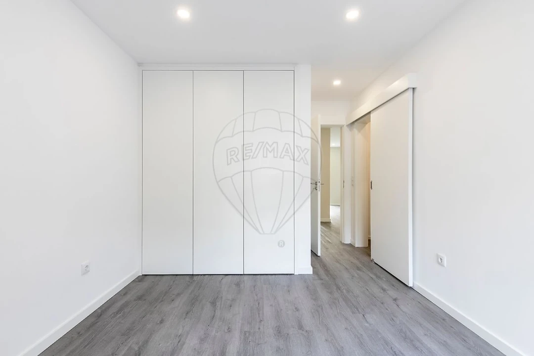 Apartamento T3 para Venda em Lourinhã e Atalaia Foto 14