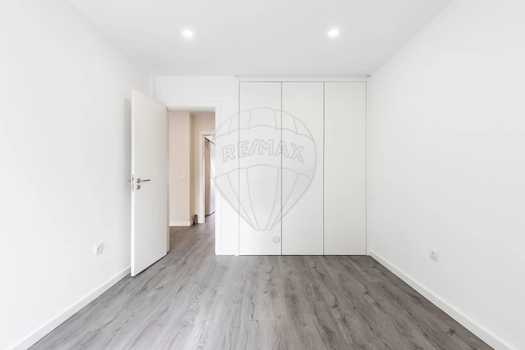 Apartamento T3 para Venda em Lourinhã e Atalaia Foto 23