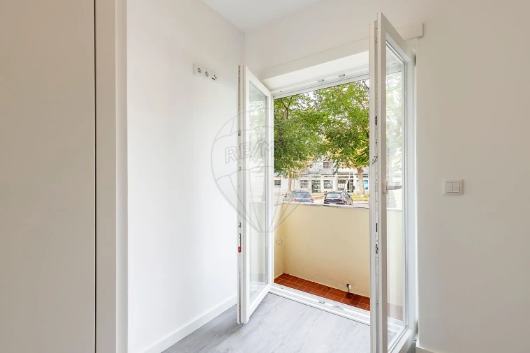 Apartamento T3 para Venda em Lourinhã e Atalaia Foto 17