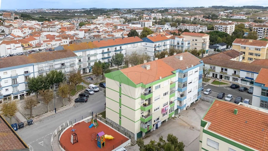 Apartamento T3 para Venda em Lourinhã e Atalaia Foto 26
