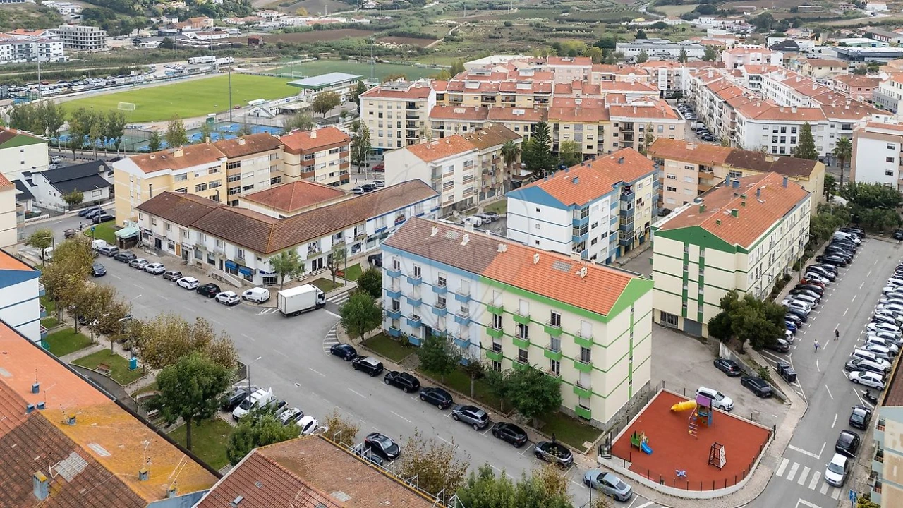 Apartamento T3 para Venda em Lourinhã e Atalaia Foto 27