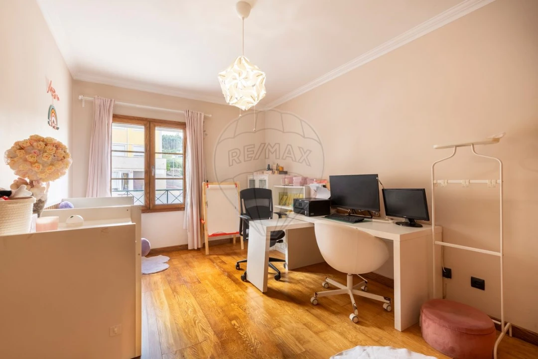 Apartamento T2 para Venda em Sapataria Foto 10