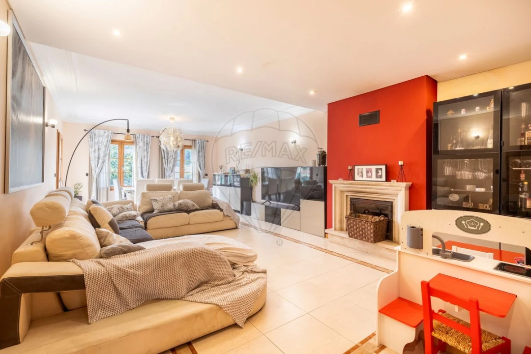 Apartamento T2 para Venda em Sapataria Foto 3