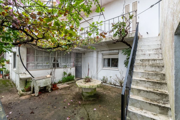 Moradia T3 para Venda em Aveiras de Baixo Foto 23