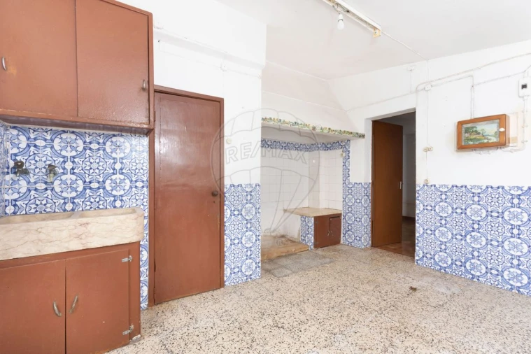 Moradia T3 para Venda em Aveiras de Baixo Foto 3