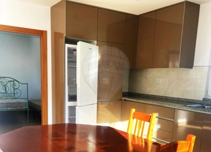Apartamento T2 para Venda em Vila de Rei Foto 4