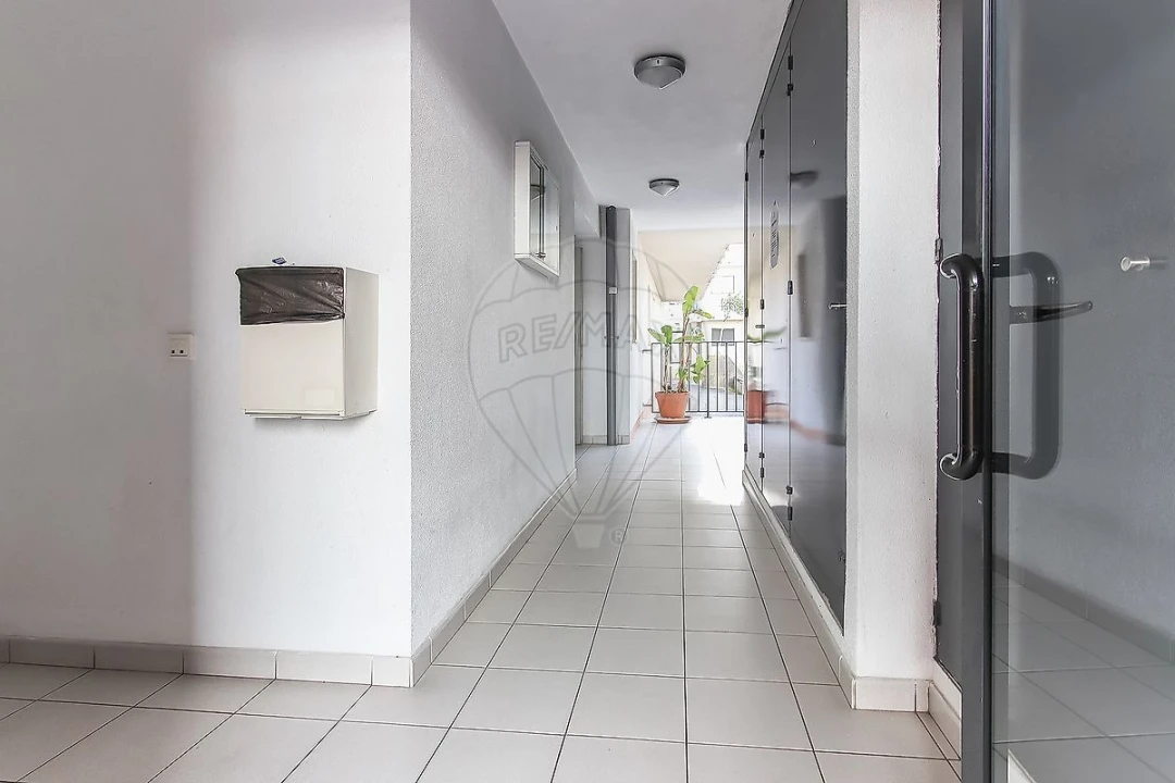 Apartamento T2 para Venda em Santa Clara Foto 20