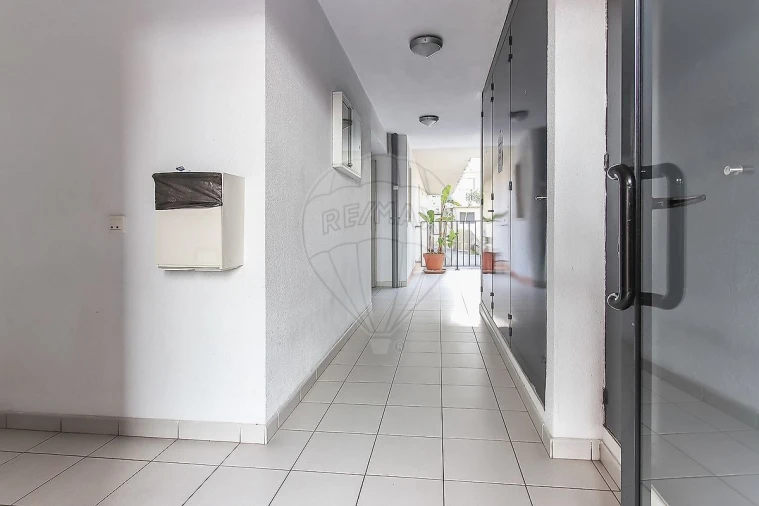 Apartamento T2 para Venda em Santa Clara Foto 20