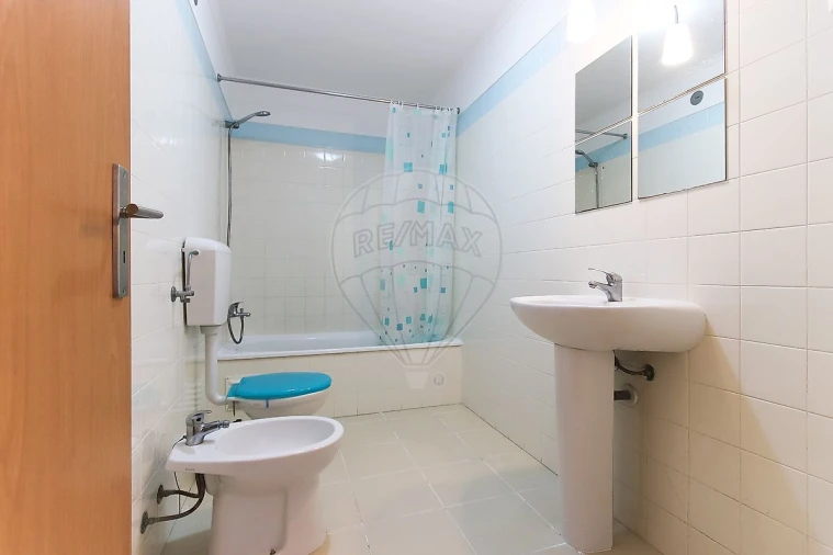 Apartamento T2 para Venda em Santa Clara Foto 18