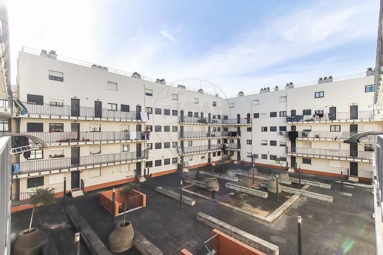 Apartamento T2 para Venda em Santa Clara Foto 22