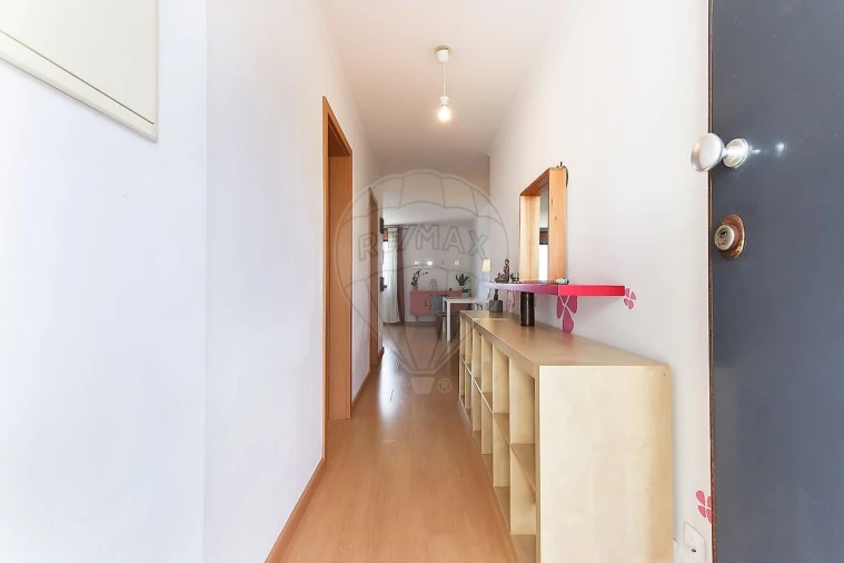 Apartamento T2 para Venda em Santa Clara Foto 13