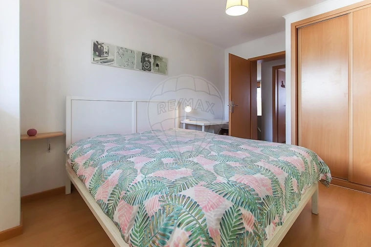 Apartamento T2 para Venda em Santa Clara Foto 9