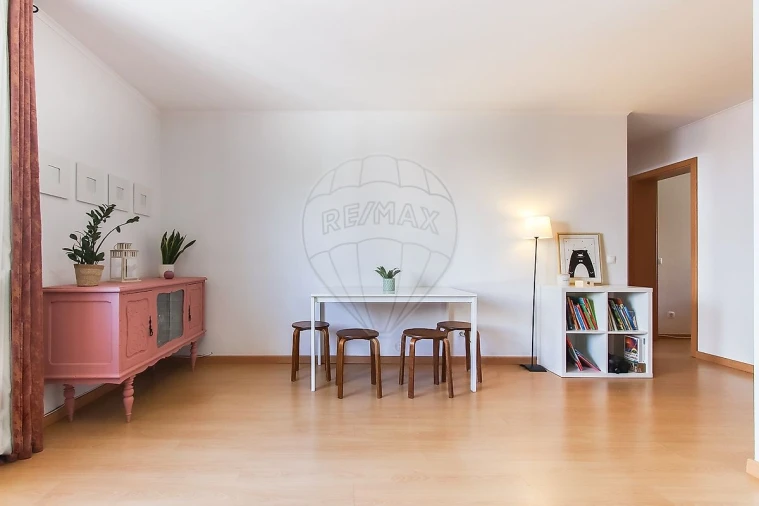 Apartamento T2 para Venda em Santa Clara Foto 5