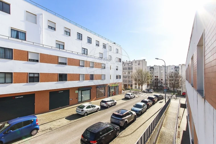 Apartamento T2 para Venda em Santa Clara Foto 24