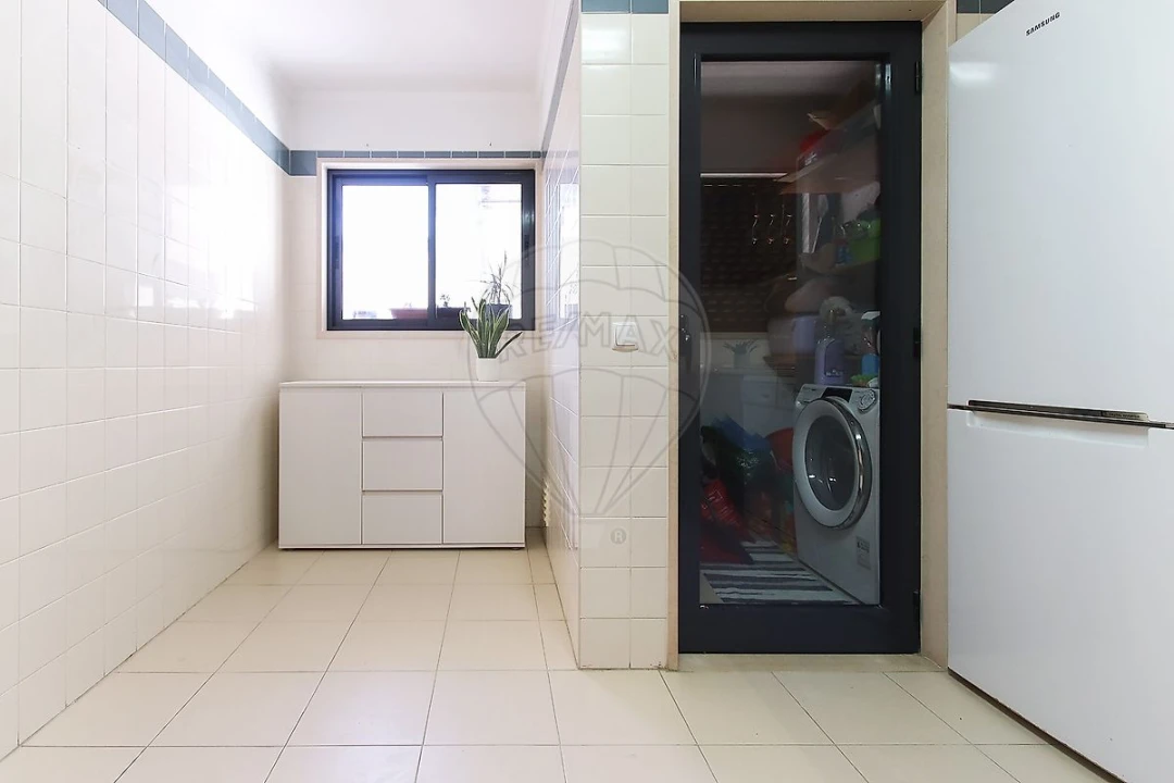 Apartamento T2 para Venda em Santa Clara Foto 19