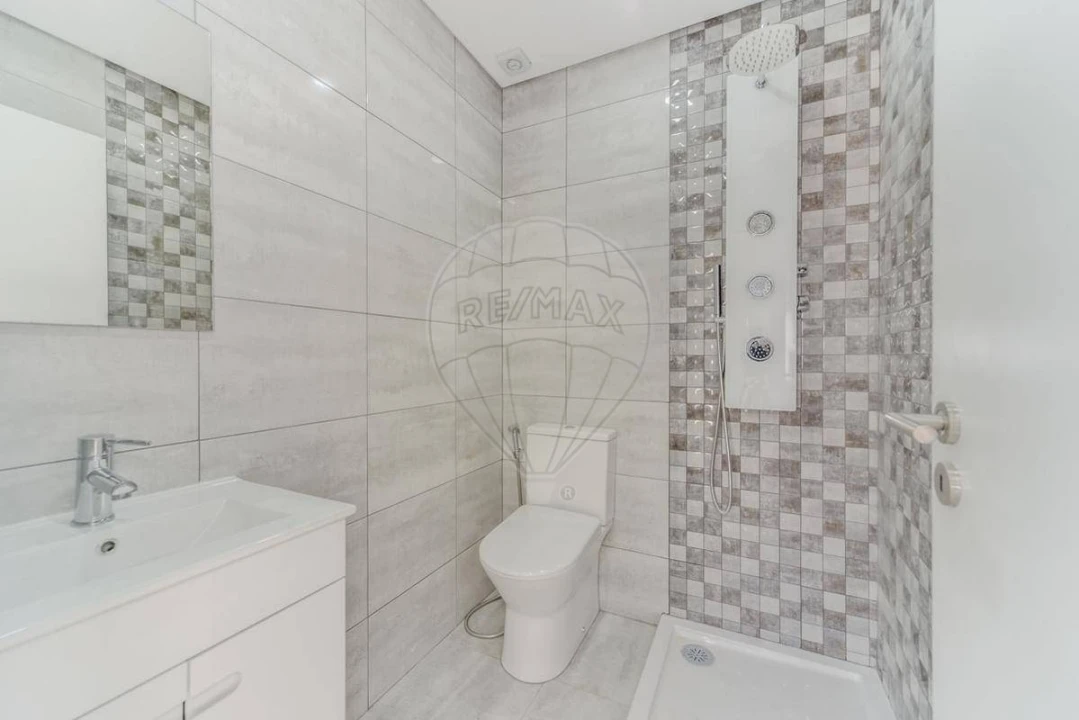 Apartamento T3 para Venda em Olivais Foto 8