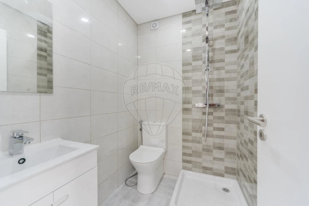 Apartamento T3 para Venda em Olivais Foto 5