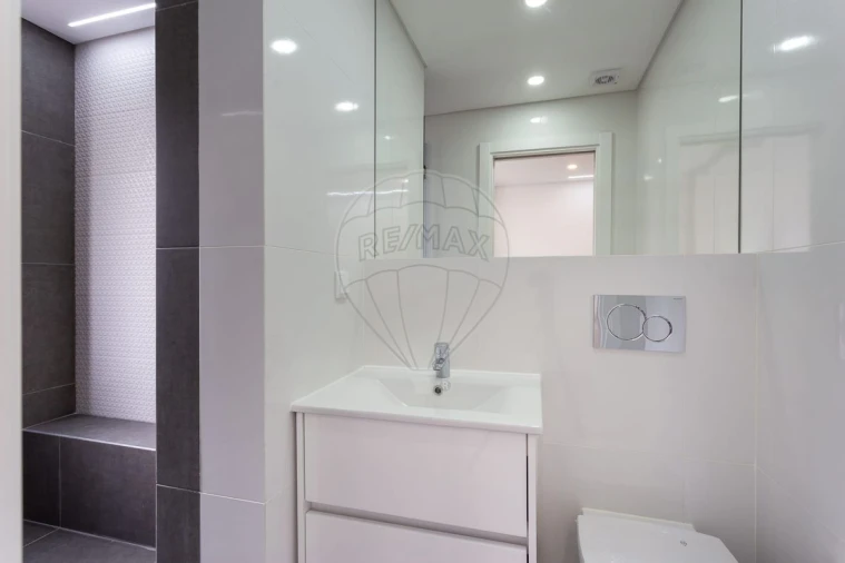 Apartamento T3 para Venda em Olivais Foto 3