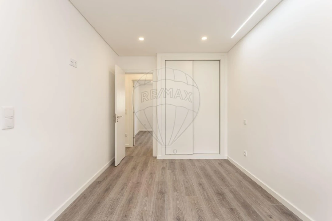 Apartamento T3 para Venda em Olivais Foto 13