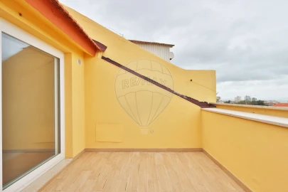 Apartamento T3 para Venda em Penha de França