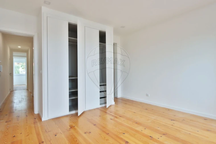 Apartamento T3 para Venda em Penha de França Foto 13