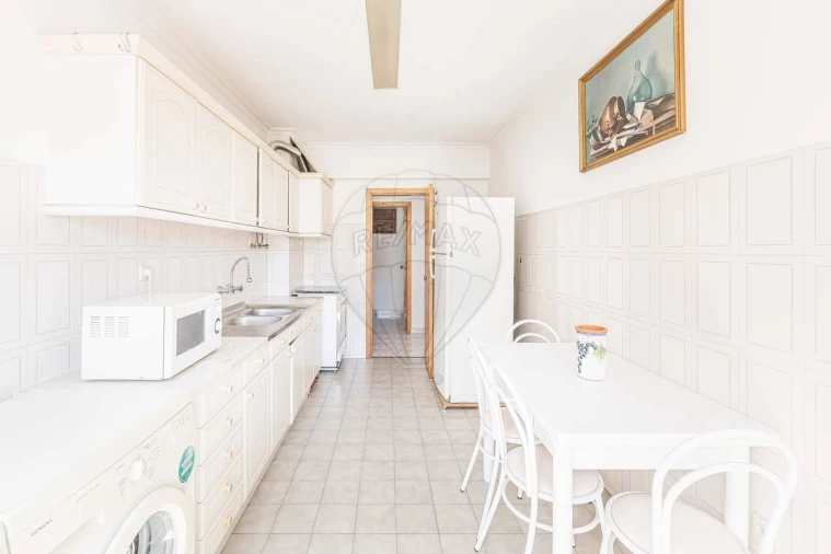 Apartamento T1 para Venda em Camarate, Unhos e Apelação Foto 22