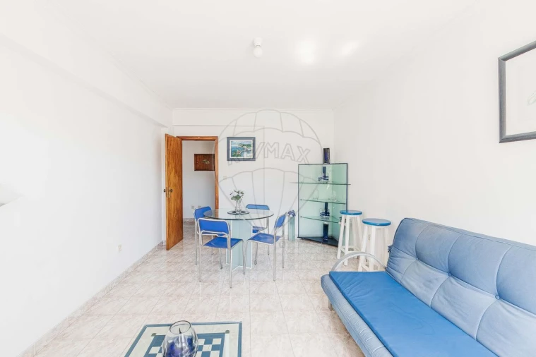 Apartamento T1 para Venda em Camarate, Unhos e Apelação Foto 25