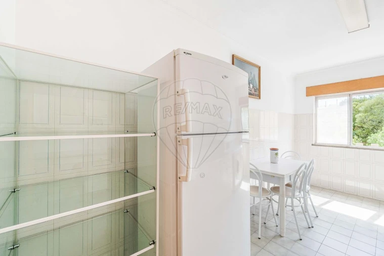 Apartamento T1 para Venda em Camarate, Unhos e Apelação Foto 15