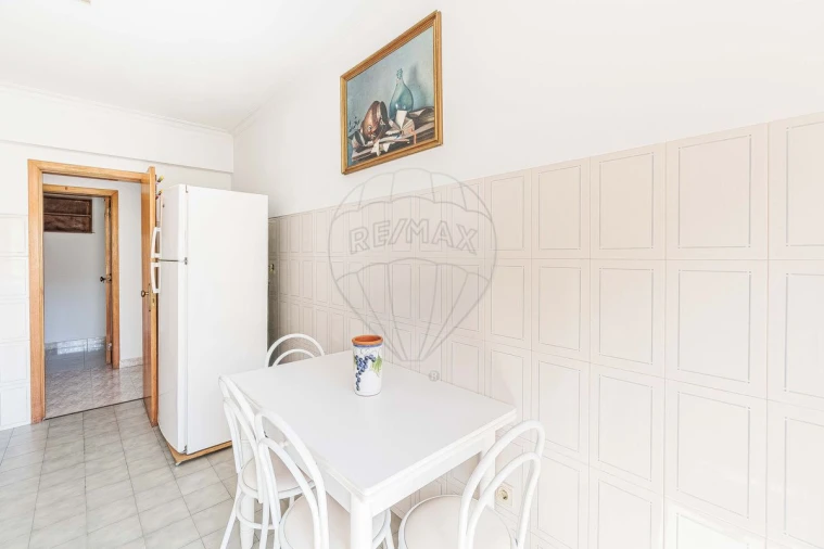 Apartamento T1 para Venda em Camarate, Unhos e Apelação Foto 24