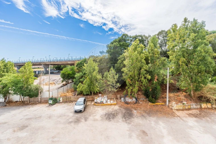 Apartamento T1 para Venda em Camarate, Unhos e Apelação Foto 33