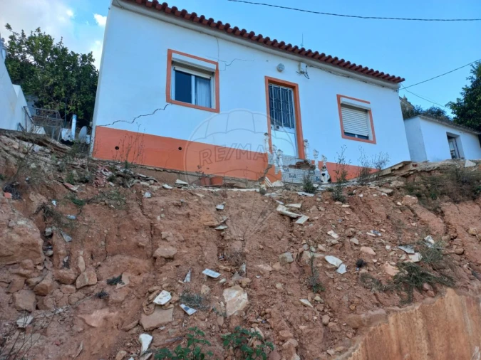 Moradia T2 para Venda em Alenquer (Santo Estêvão e Triana) Foto 1