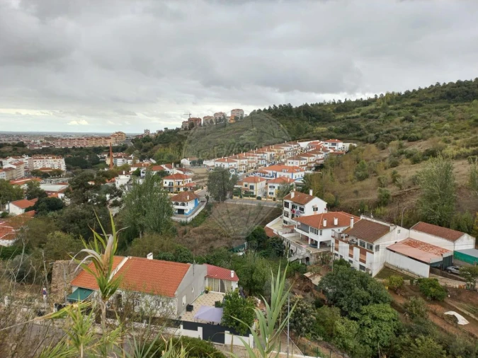 Moradia T2 para Venda em Alenquer (Santo Estêvão e Triana) Foto 5