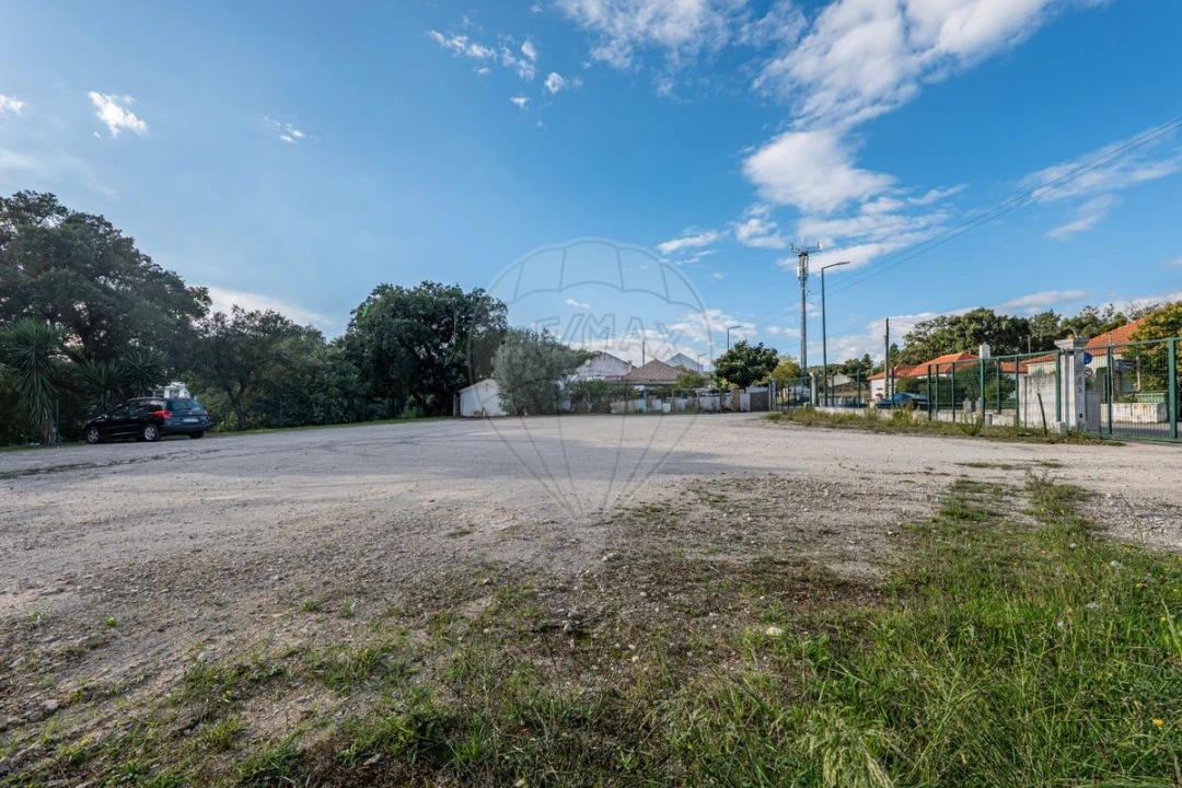 Terreno para Venda em Rio Maior Foto 1