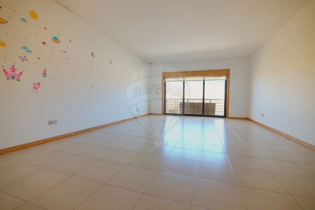Apartamento T3 para Venda em Pinhal Novo Foto 2