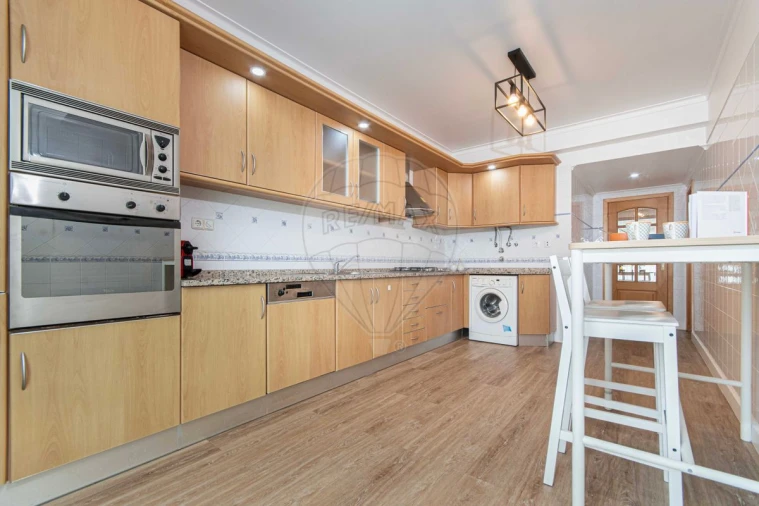 Apartamento T3 para Venda em Vialonga Foto 7