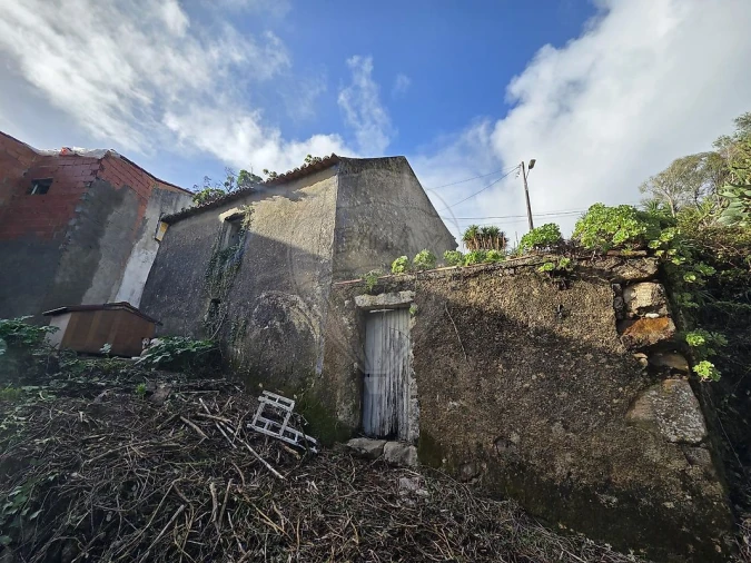 Moradia T4 para Venda em Almargem do Bispo, Pêro Pinheiro e Montelavar Foto 9